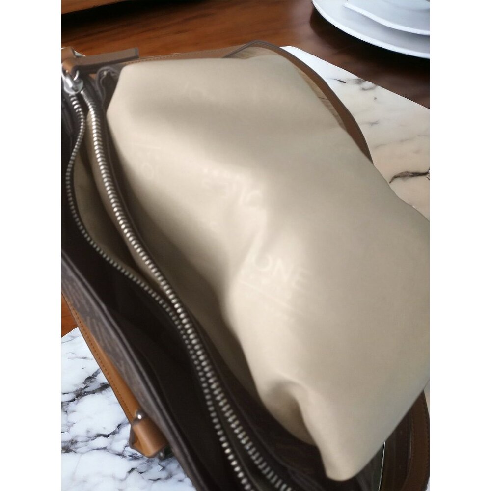 Jones New York Signature Brown / Tan Vinyl Handbag / Satchell / Crossbody Purse - Picture 16 of 16